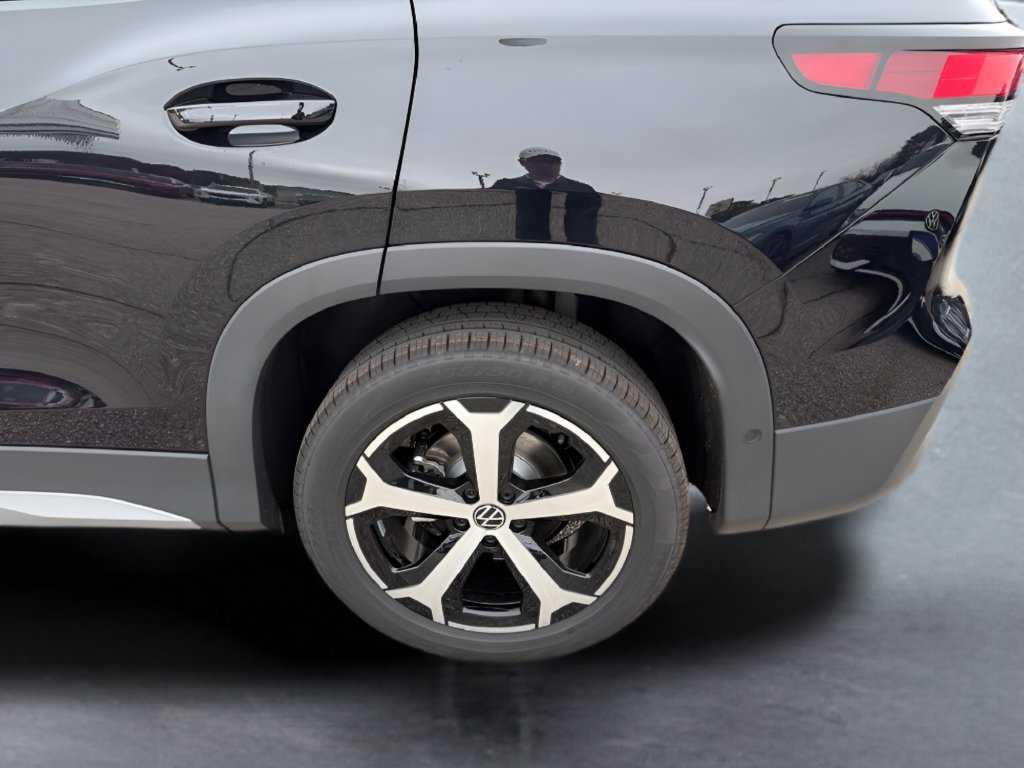 New 2026 Volkswagen Tiguan SE AWD/4WD image 32