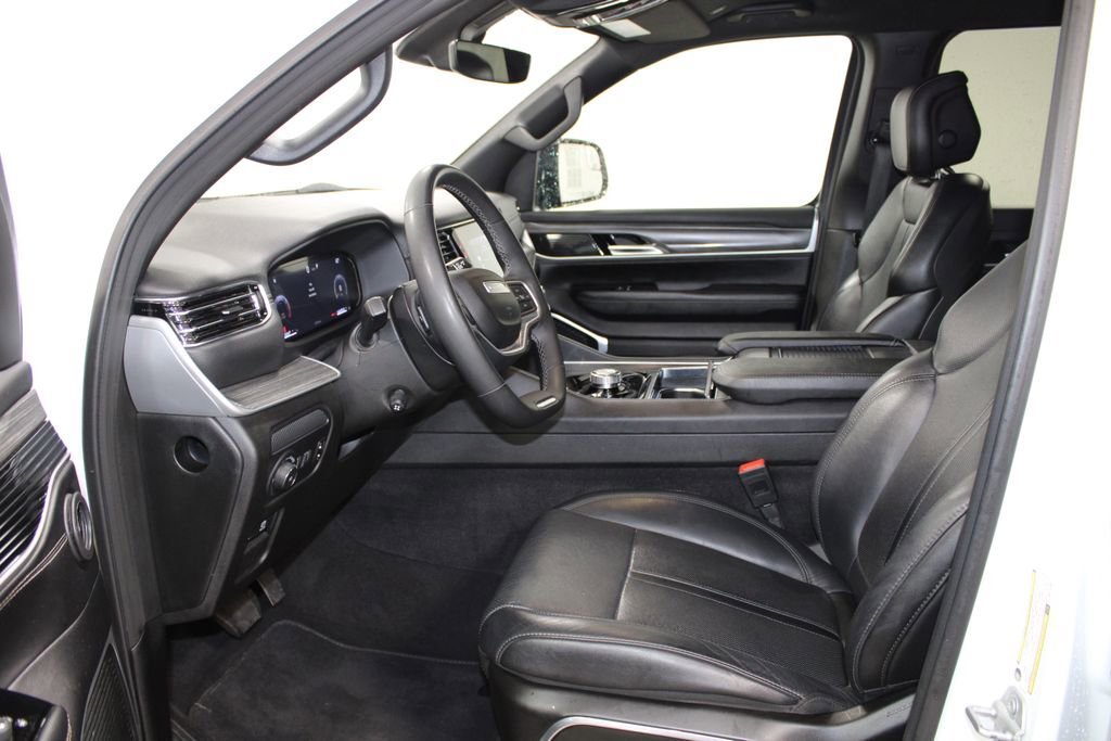 Used 2024 Jeep Wagoneer Series II image 22