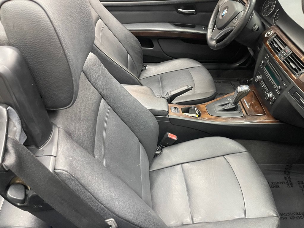 Used 2013 BMW 328i Convertible RWD image 18
