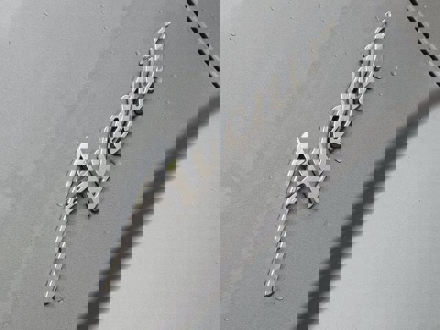 Used 2024 Buick Enclave Avenir w/ Avenir Technology Package image 12