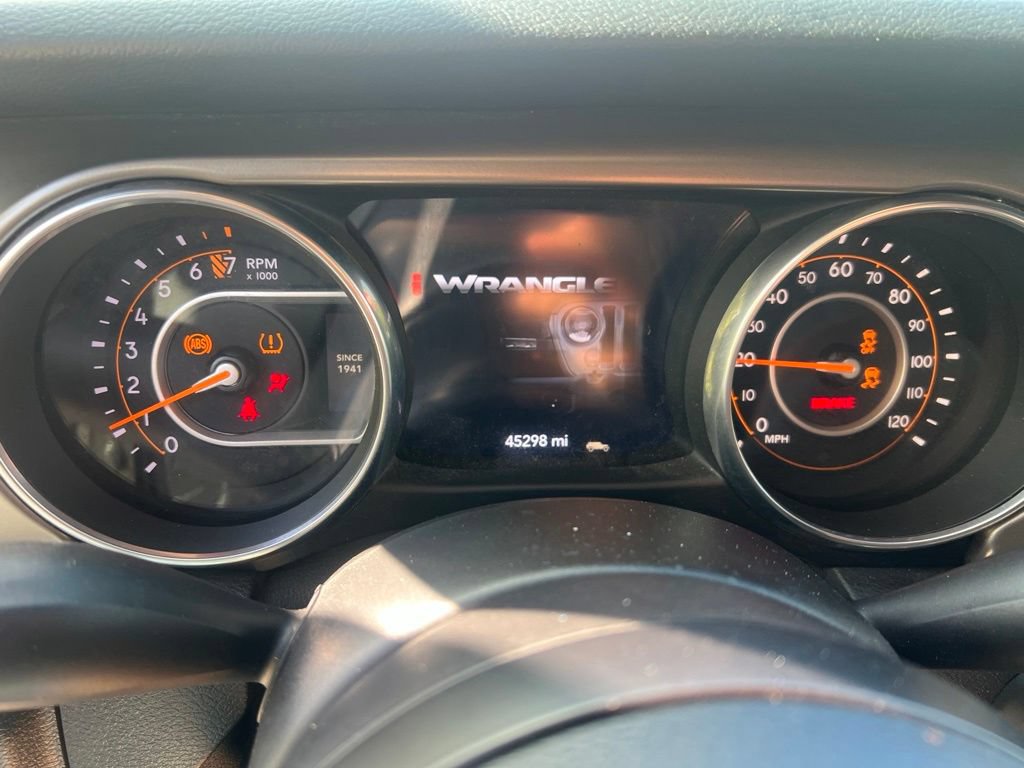 Certified 2018 Jeep Wrangler Sport AWD/4WD image 40
