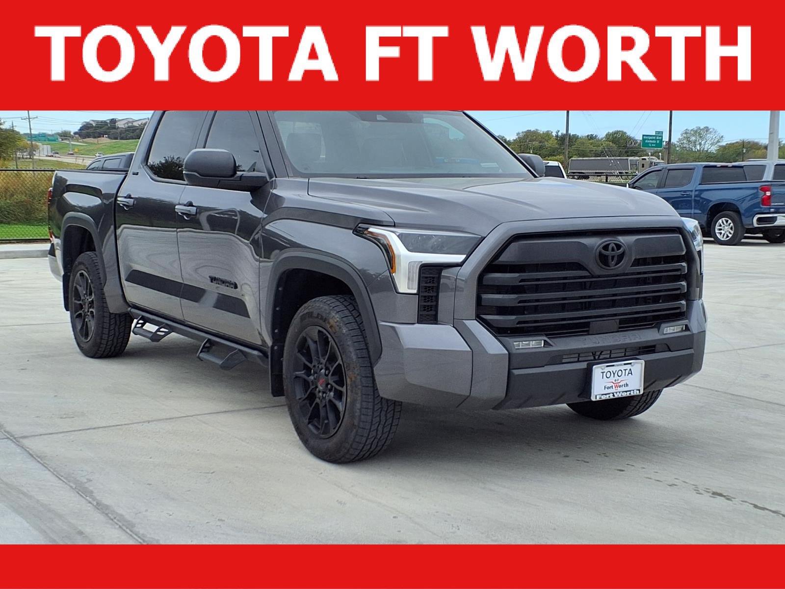 Used 2025 Toyota Tundra SR5 w/ SR5 Premium Package AWD/4WD image 1