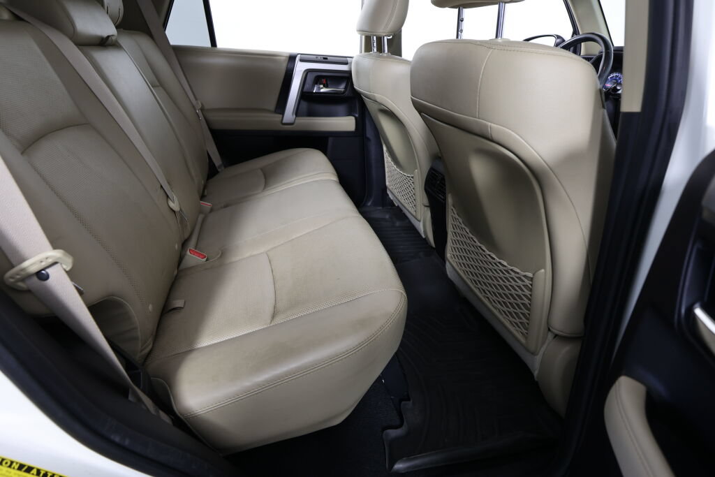 Used 2015 Toyota 4Runner Limited AWD/4WD image 22