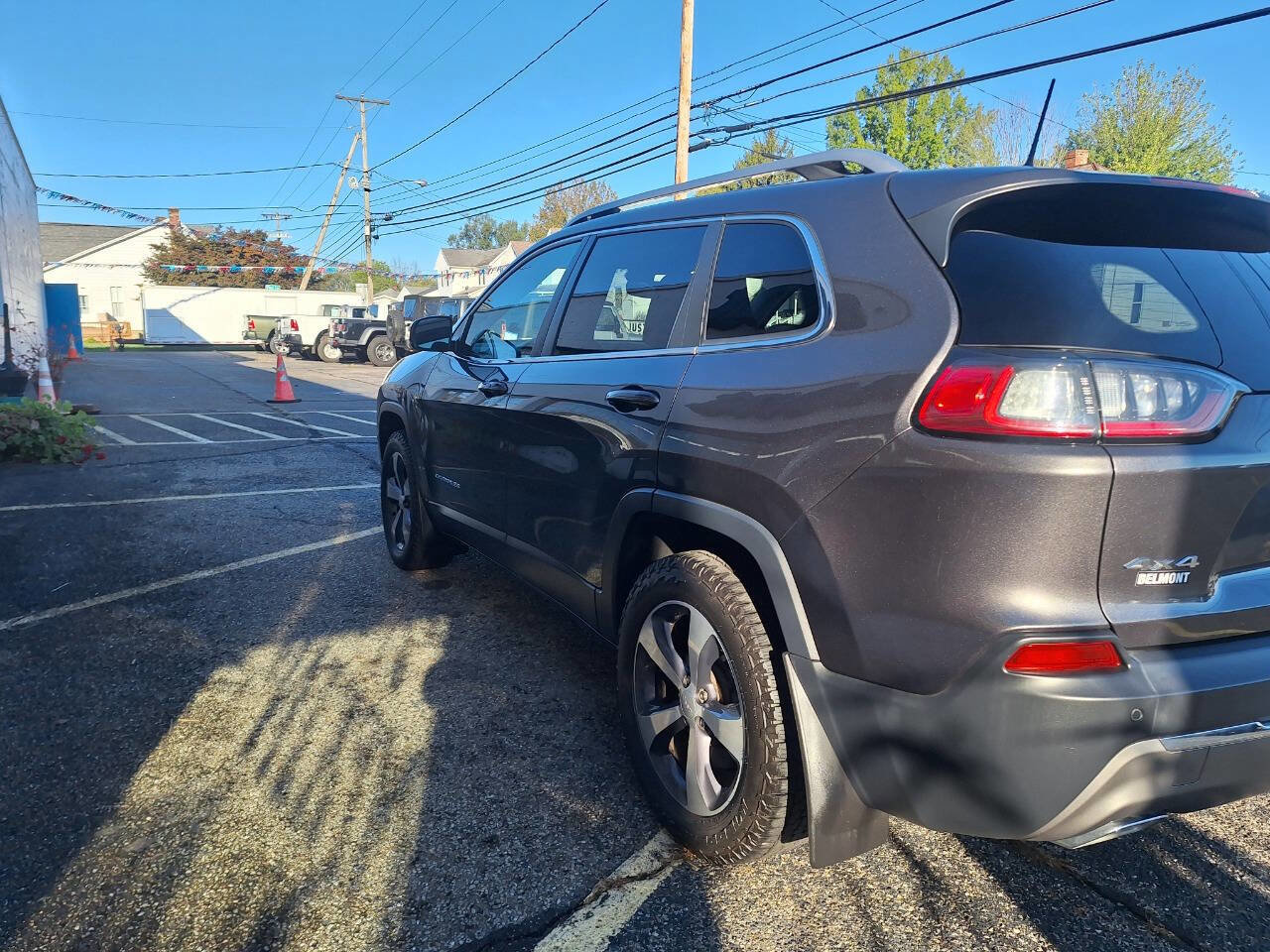 Used 2019 Jeep Cherokee Limited image 5