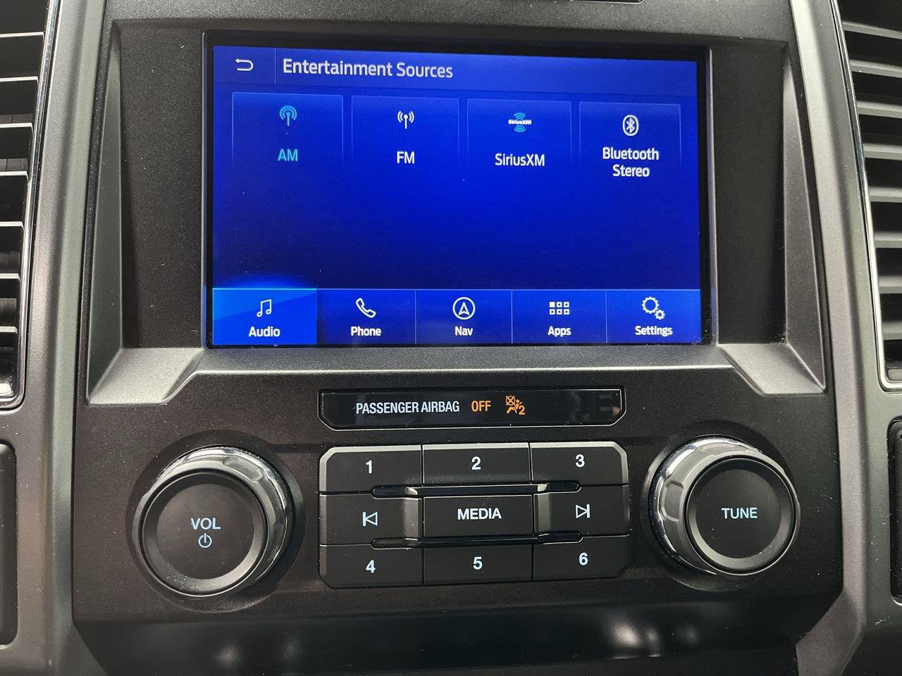 Certified 2020 Ford F150 XLT w/ Equipment Group 302A Luxury AWD/4WD image 20