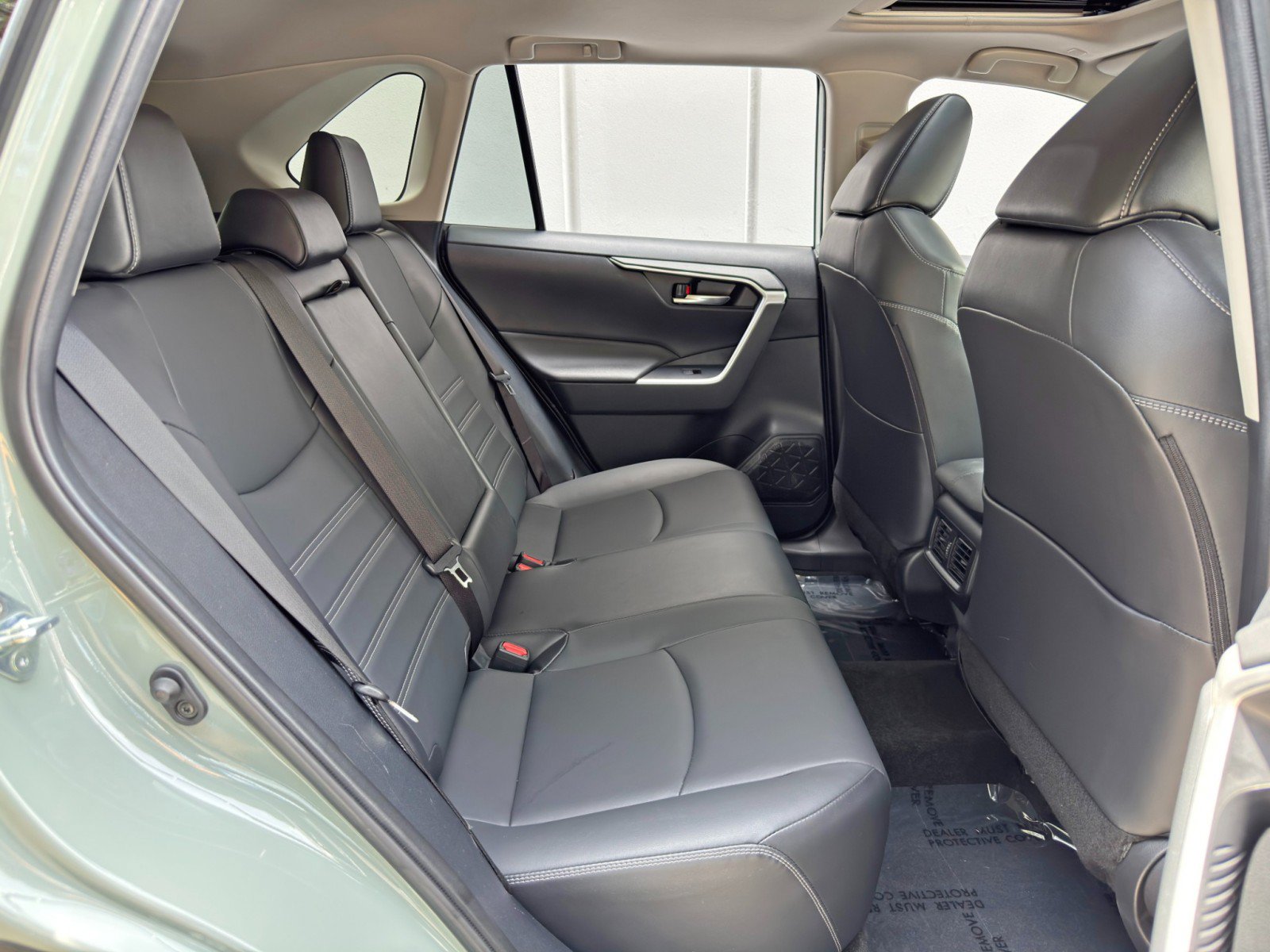 Used 2023 Toyota RAV4 XLE Premium FWD image 38
