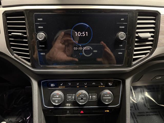 Used 2022 Volkswagen Atlas Cross Sport SE image 31