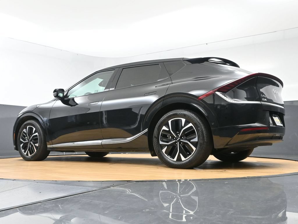 Used 2024 Kia EV6 Wind w/ Wind Technology Package AWD/4WD image 55