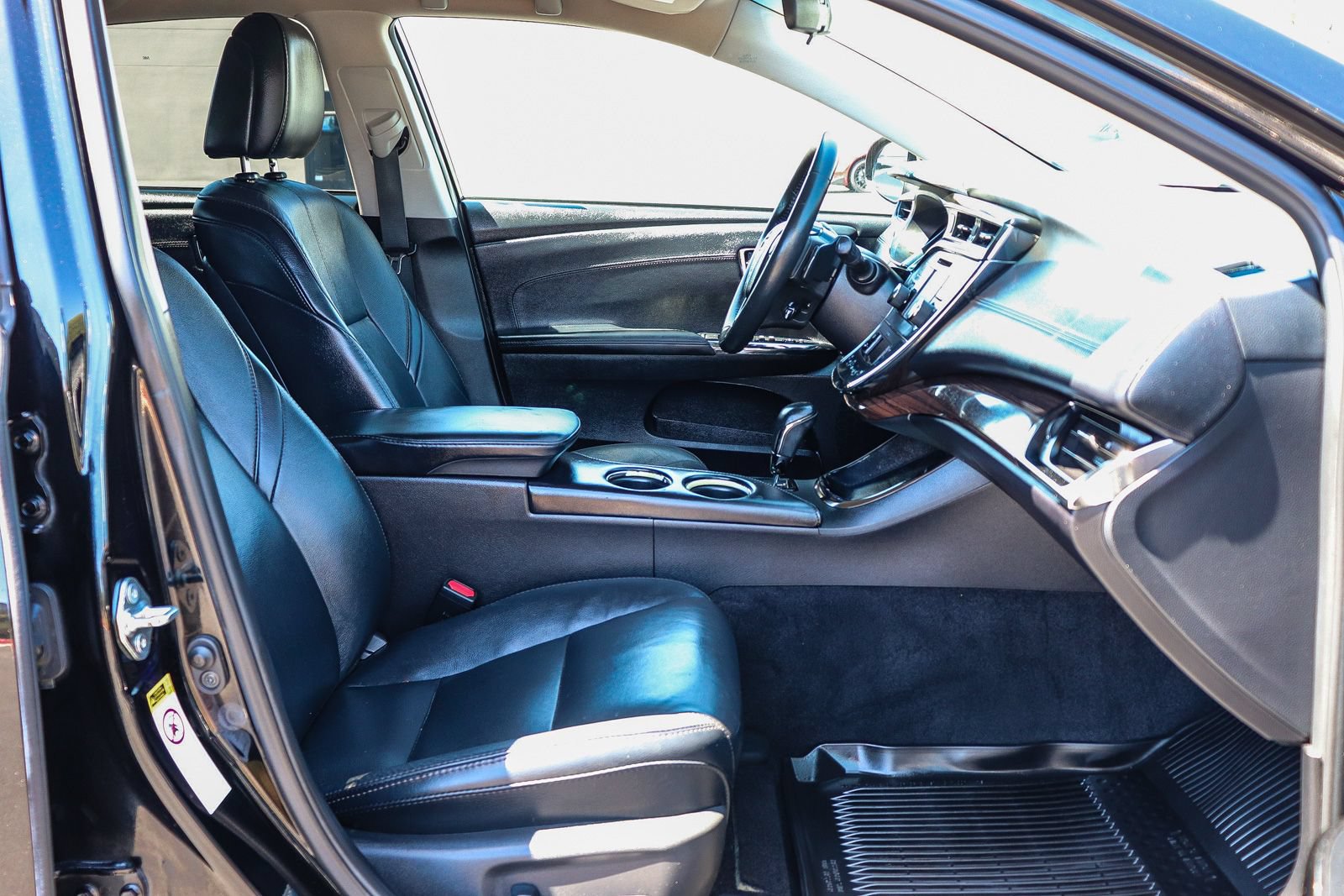 Used 2015 Toyota Avalon XLE FWD image 20