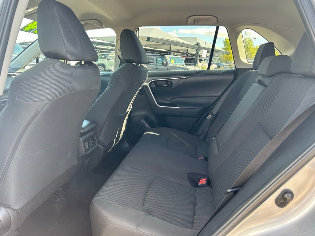 Used 2024 Toyota RAV4 LE image 21