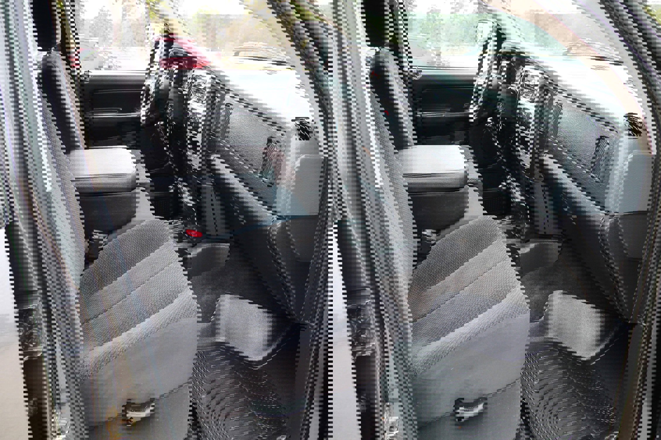 Used 2003 Dodge Ram 2500 Truck SLT image 34