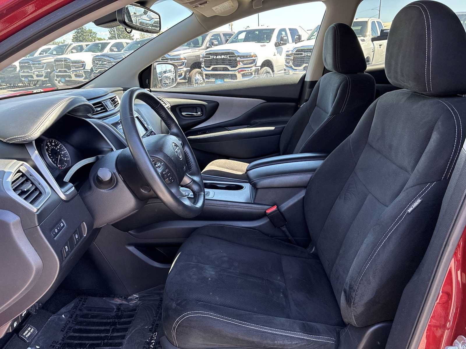 Used 2020 Nissan Murano SV AWD/4WD image 13