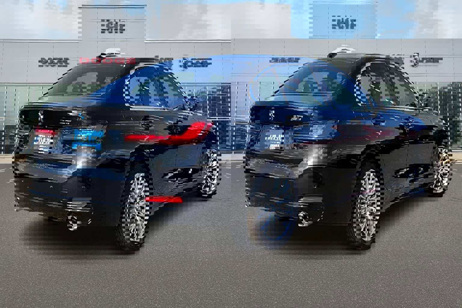 Used 2024 BMW 330i xDrive 330i xDrive w/ Convenience Package image 19