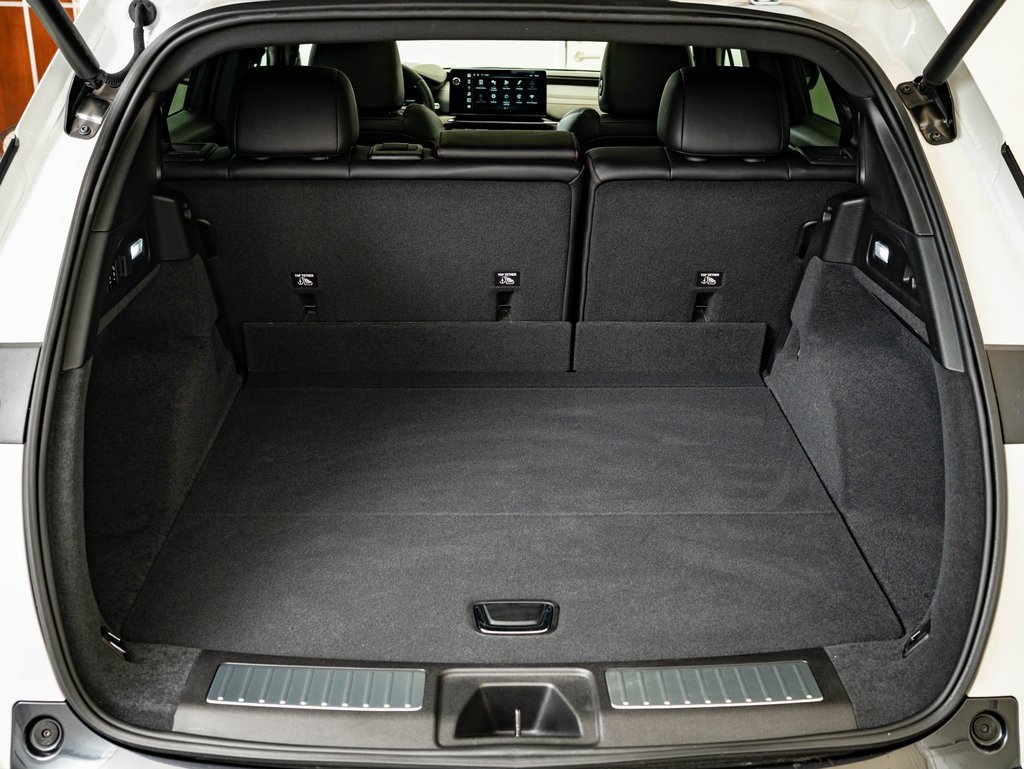 Certified 2024 Acura ZDX A-Spec image 18