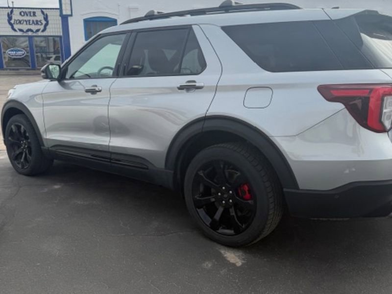 Used 2021 Ford Explorer ST w/ Equipment Group 401A AWD/4WD image 3