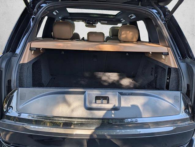 Used 2023 Land Rover Range Rover SE image 6