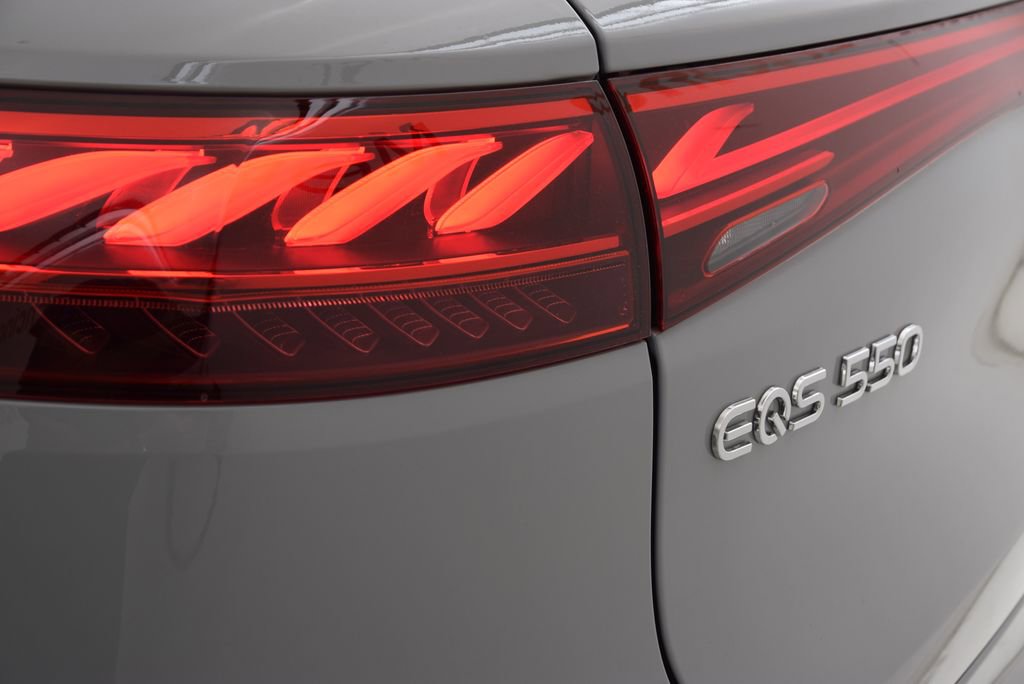 New 2026 Mercedes-Benz EQS 550 4MATIC SUV image 13