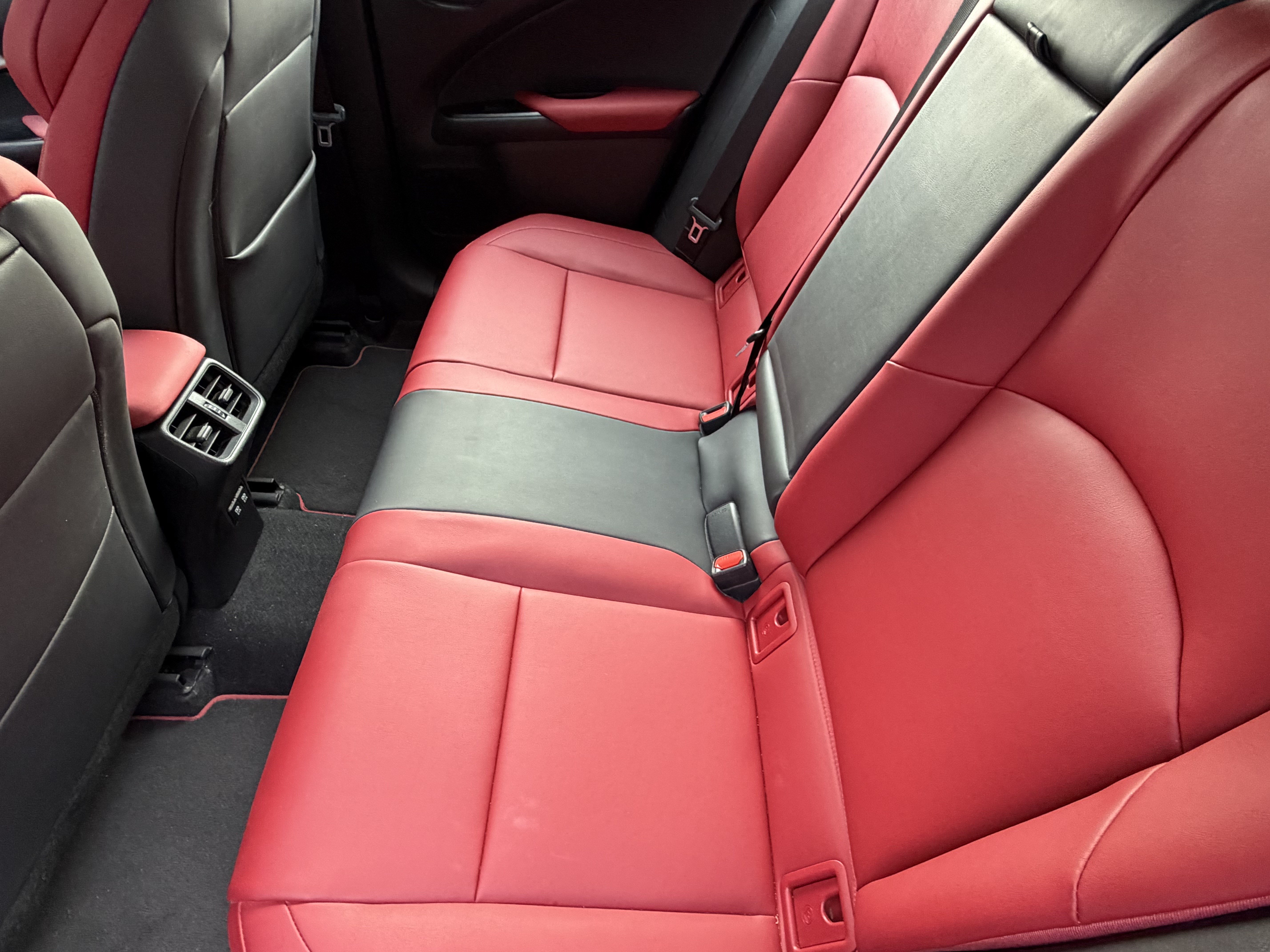 Used 2019 Lexus UX 250h F Sport w/ F Sport Premium Package AWD/4WD image 31