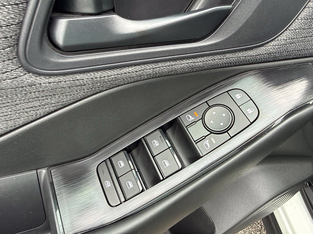 Certified 2023 Nissan Rogue S AWD/4WD image 13