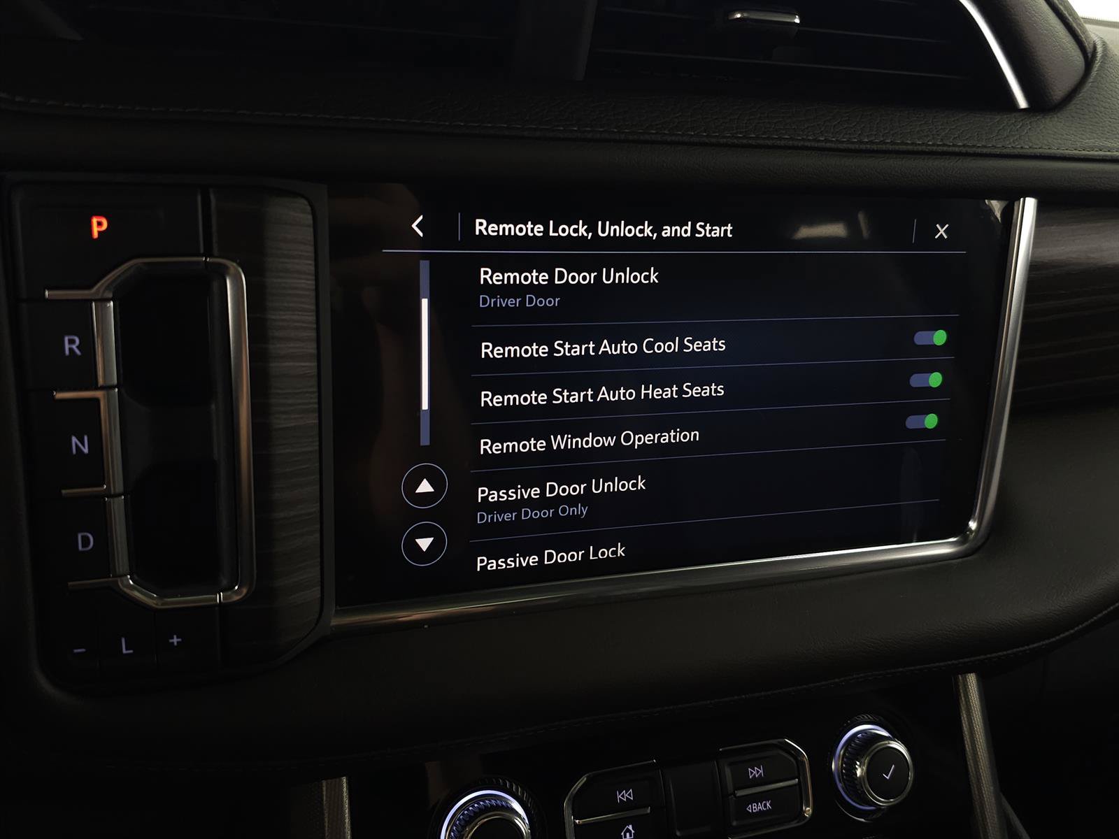 Used 2021 GMC Yukon Denali AWD/4WD image 31