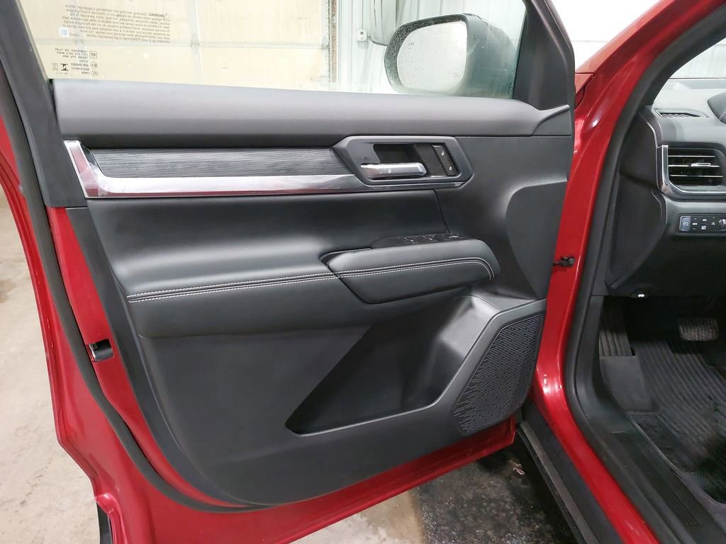 Used 2026 GMC Terrain Elevation w/ LPO, Floor Liner Package AWD/4WD image 26