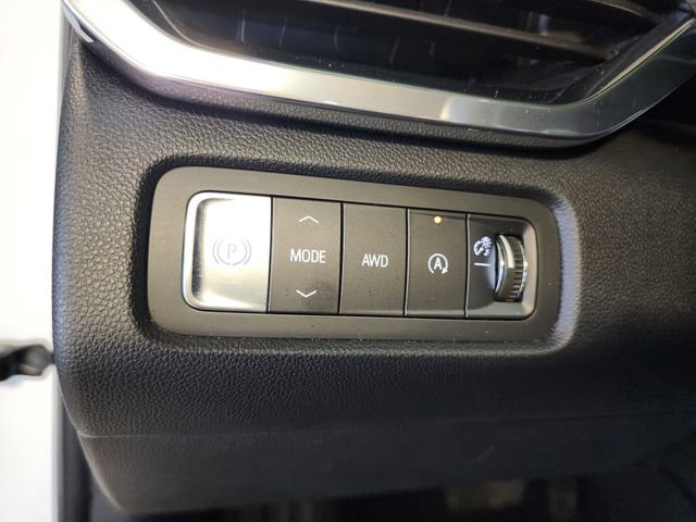 Certified 2025 GMC Acadia Denali w/ LPO, Floor Liner Package AWD/4WD image 29