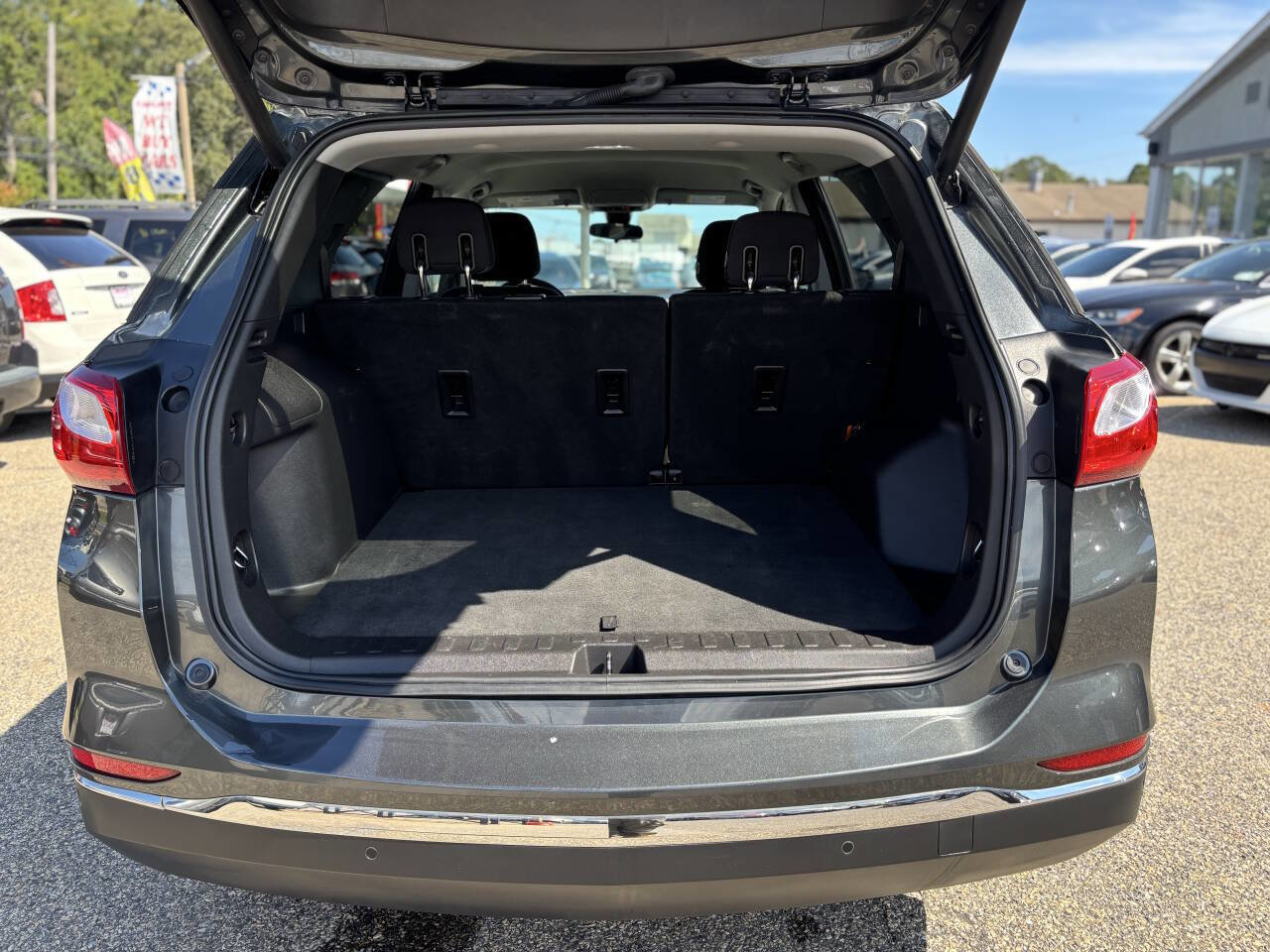 Used 2020 Chevrolet Equinox LT image 17