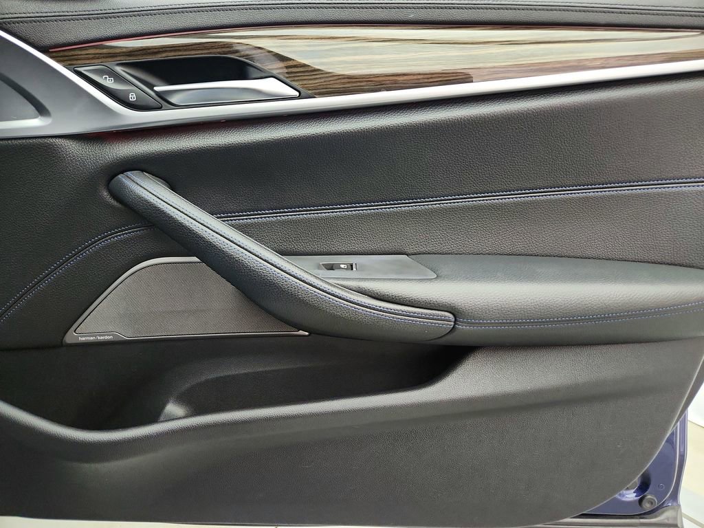 Used 2020 BMW 540i xDrive w/ M Sport Package AWD/4WD image 29