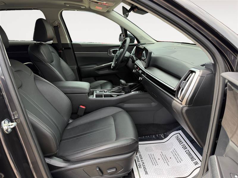 Used 2025 Kia Sorento X-Line EX AWD/4WD image 17