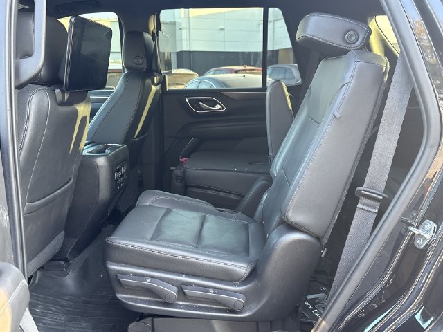 Used 2021 Chevrolet Tahoe Z71 w/ Luxury Package AWD/4WD image 9