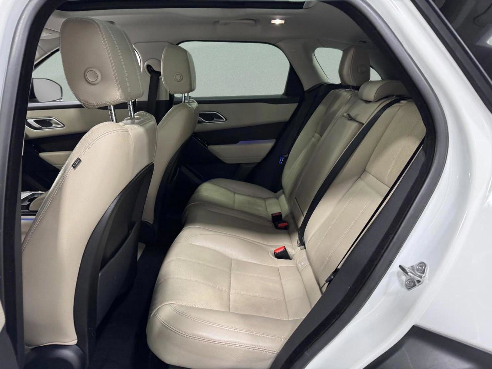 Used 2019 Land Rover Range Rover Velar S image 9