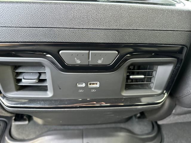 Used 2024 GMC Sierra 2500 AT4 w/ AT4 Premium Plus Package image 13