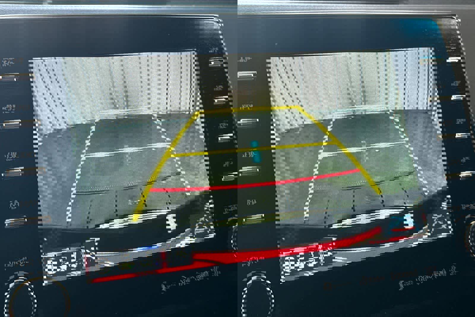 Used 2021 Toyota Avalon Limited w/ Advanced Safety Package FWD image 21