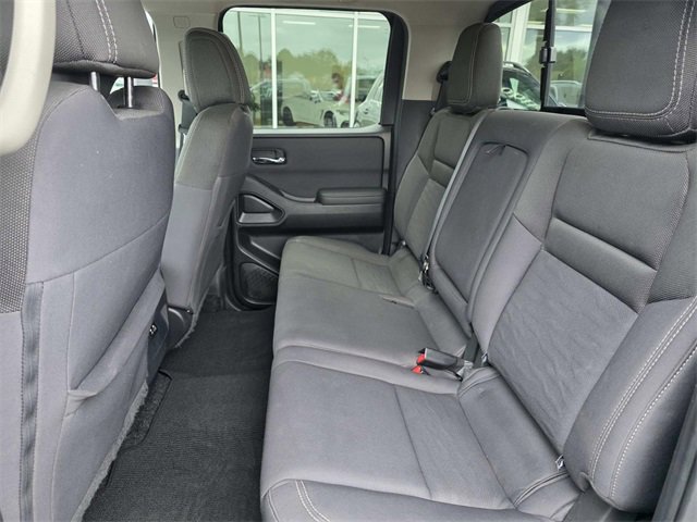 Used 2022 Nissan Frontier SV w/ Technology Package image 11