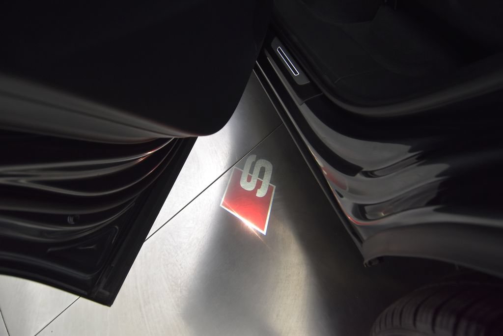 Used 2025 Audi SQ7 Prestige AWD/4WD image 50