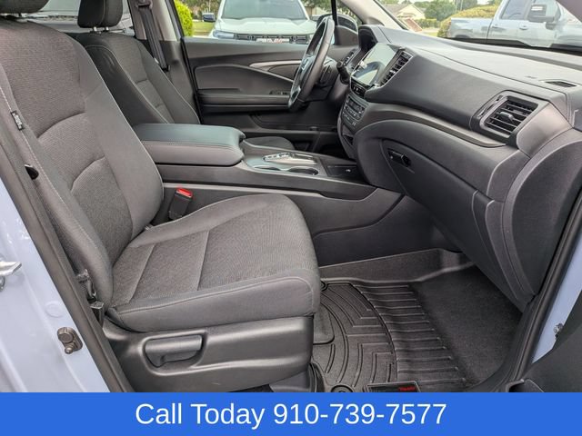 Used 2025 Honda Ridgeline Sport image 36