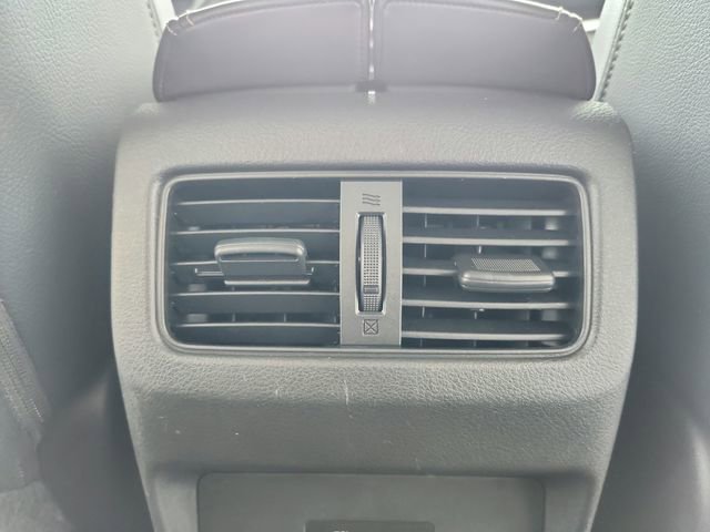 Used 2025 Nissan Rogue SL image 40