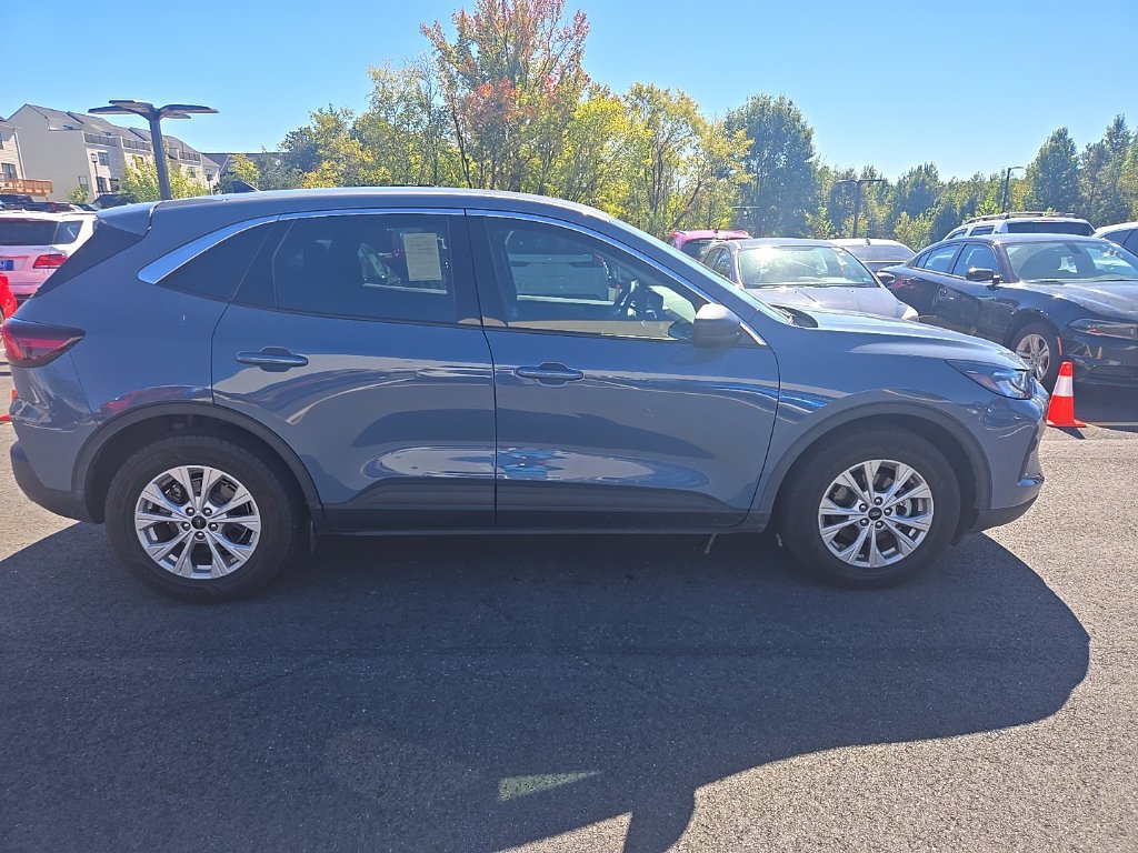Used 2024 Ford Escape Active w/ Tech Pack #1 FWD image 5