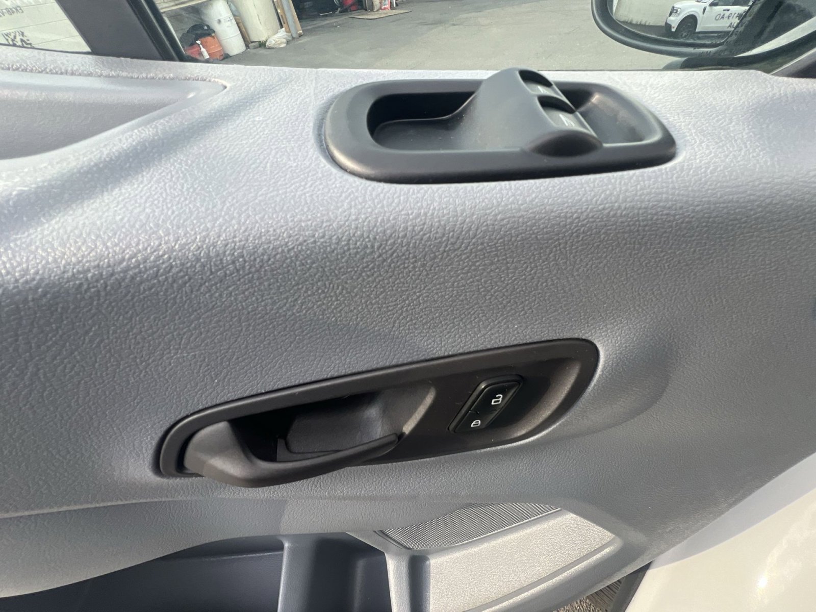 Certified 2019 Ford Transit 350 XLT image 15