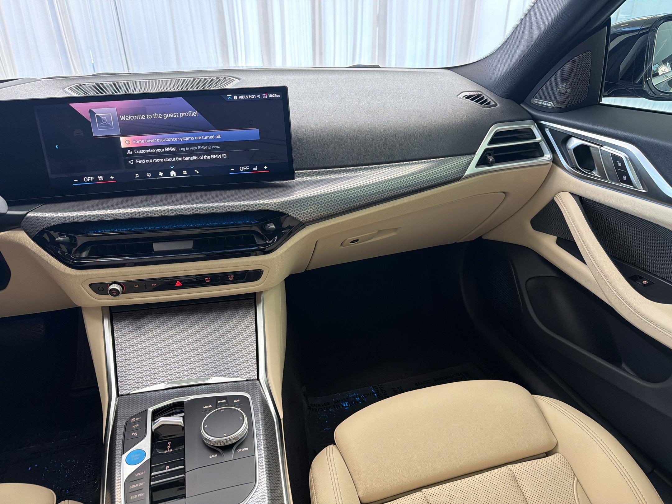Used 2025 BMW i4 eDrive40 w/ Premium Package RWD image 31