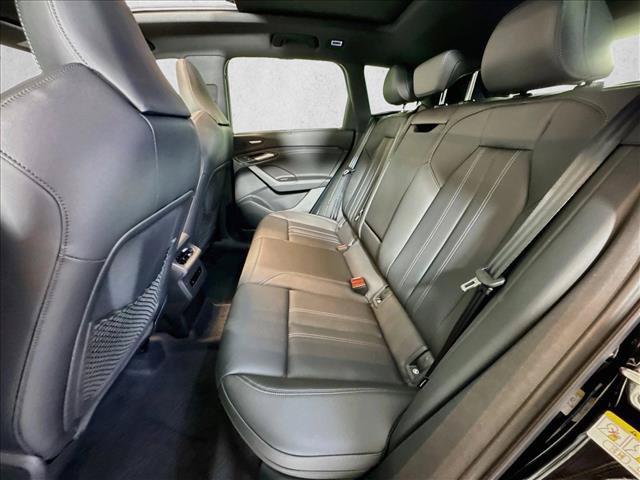 New 2027 Audi SQ6 e-tron Premium Plus AWD/4WD image 21