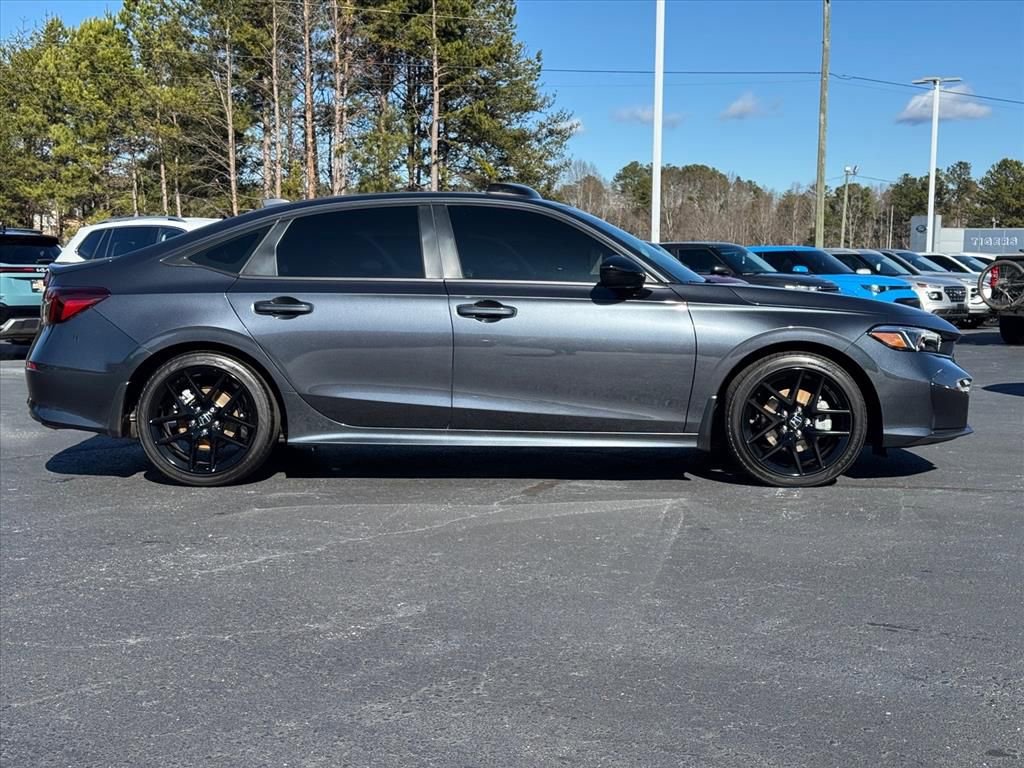 Used 2025 Honda Civic Sport image 2