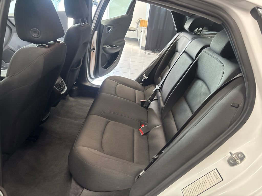 Used 2023 Chevrolet Malibu LT FWD image 22