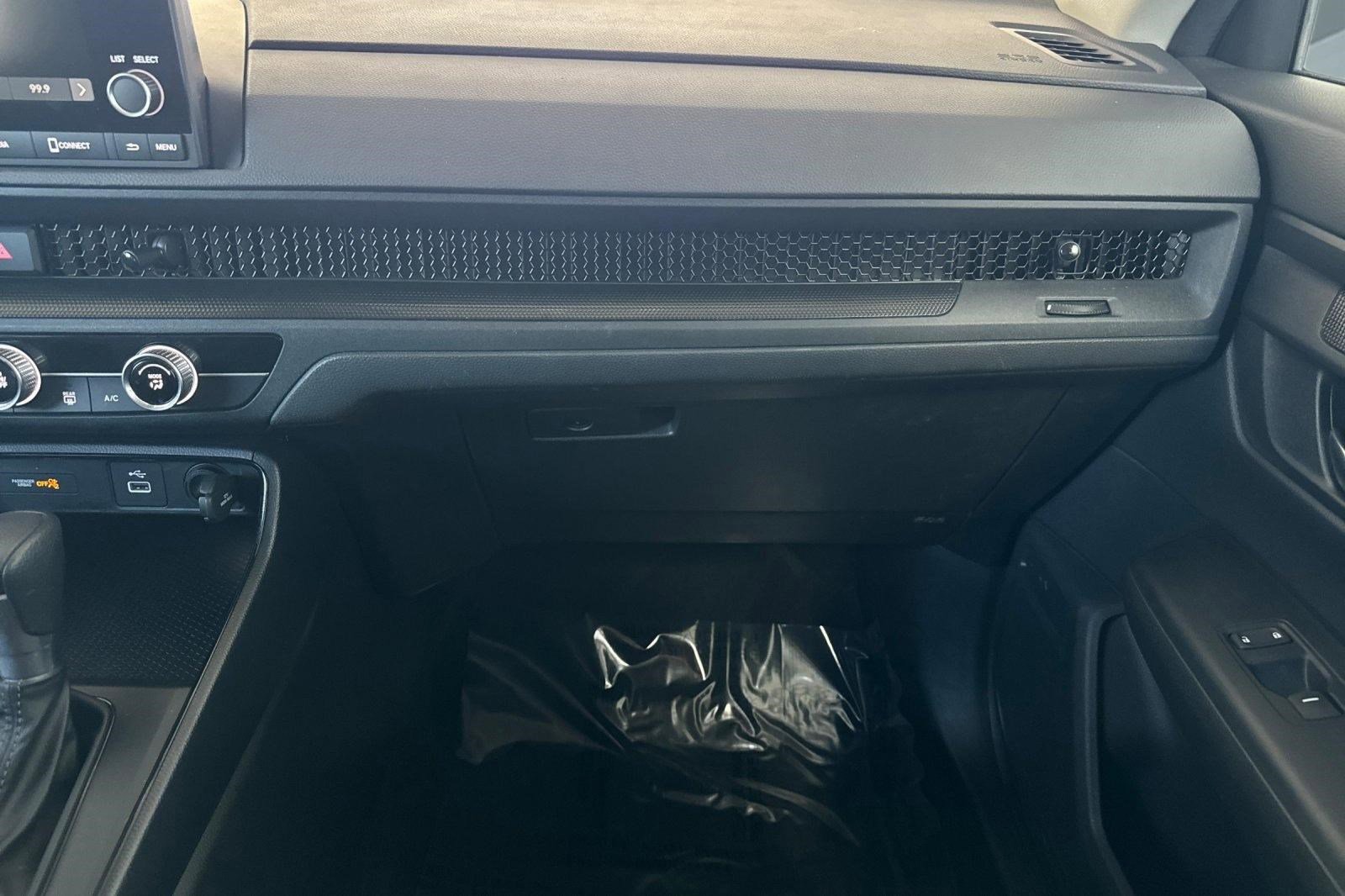 Used 2025 Honda CR-V LX image 28