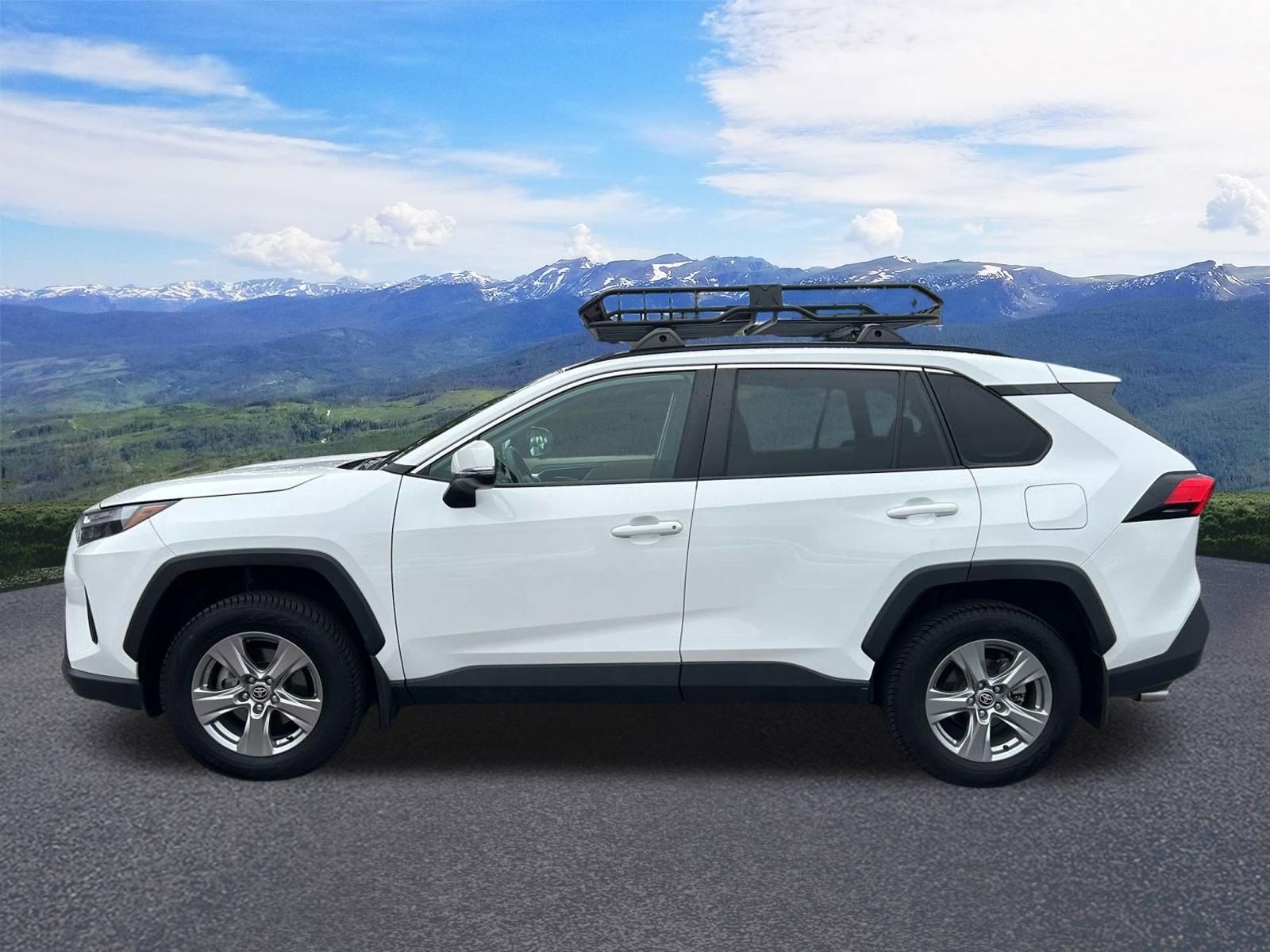 Certified 2022 Toyota RAV4 XLE AWD/4WD image 2