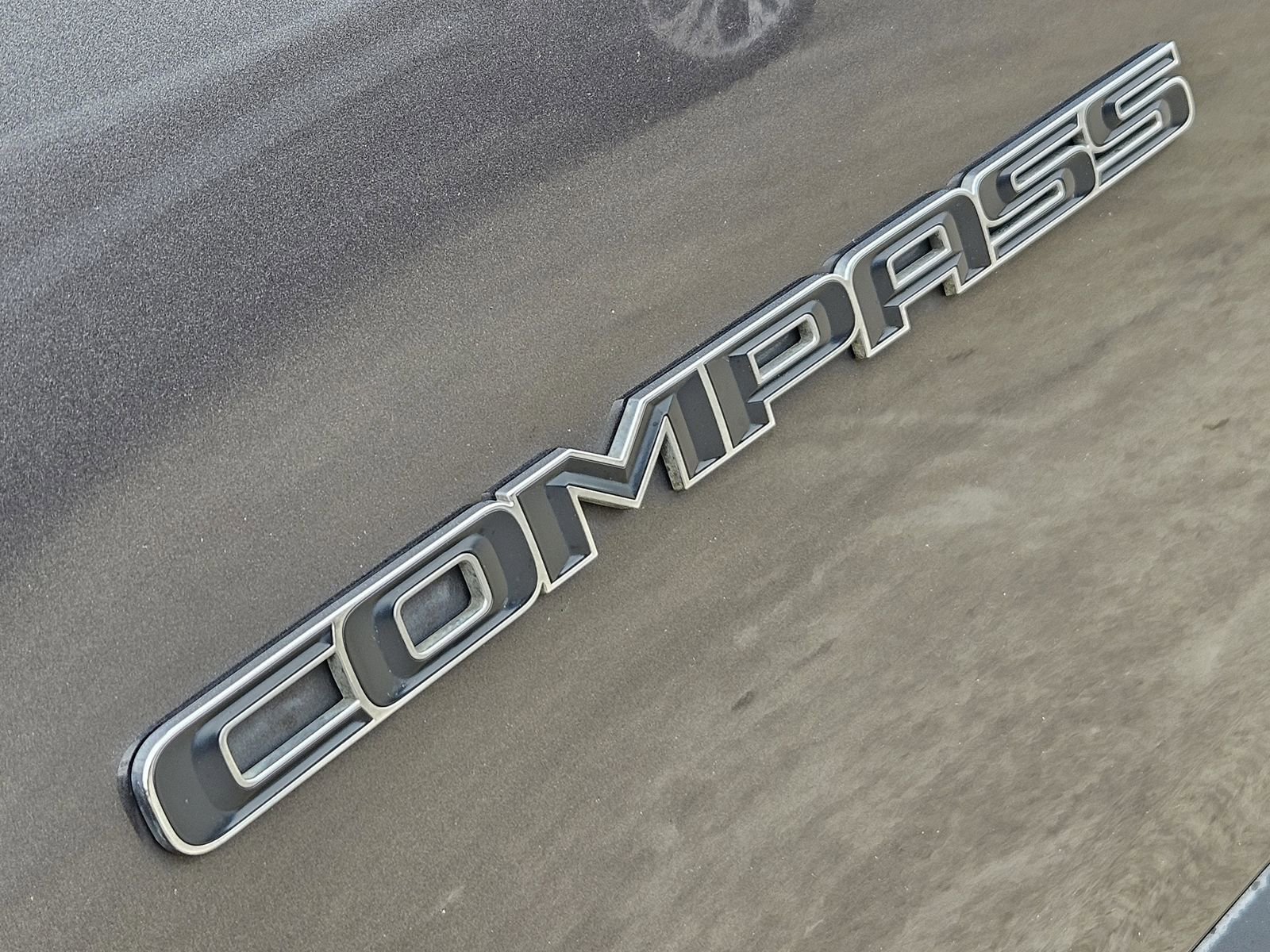 Used 2019 Jeep Compass Sport w/ Tech Group FWD image 15