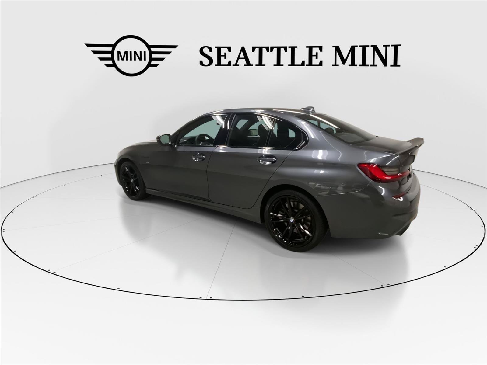 Used 2021 BMW 330e w/ M Sport Package RWD image 8