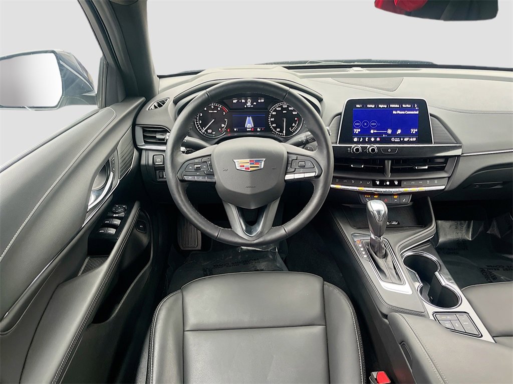 Used 2025 Cadillac CT4 Luxury image 21