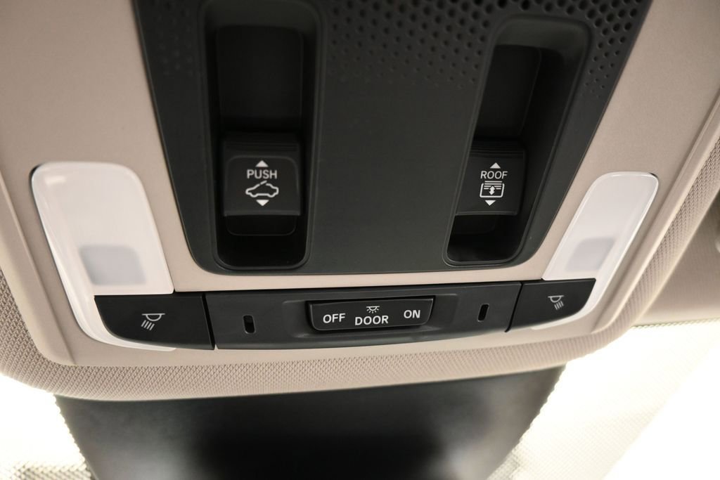 Used 2024 Honda Pilot Touring image 34