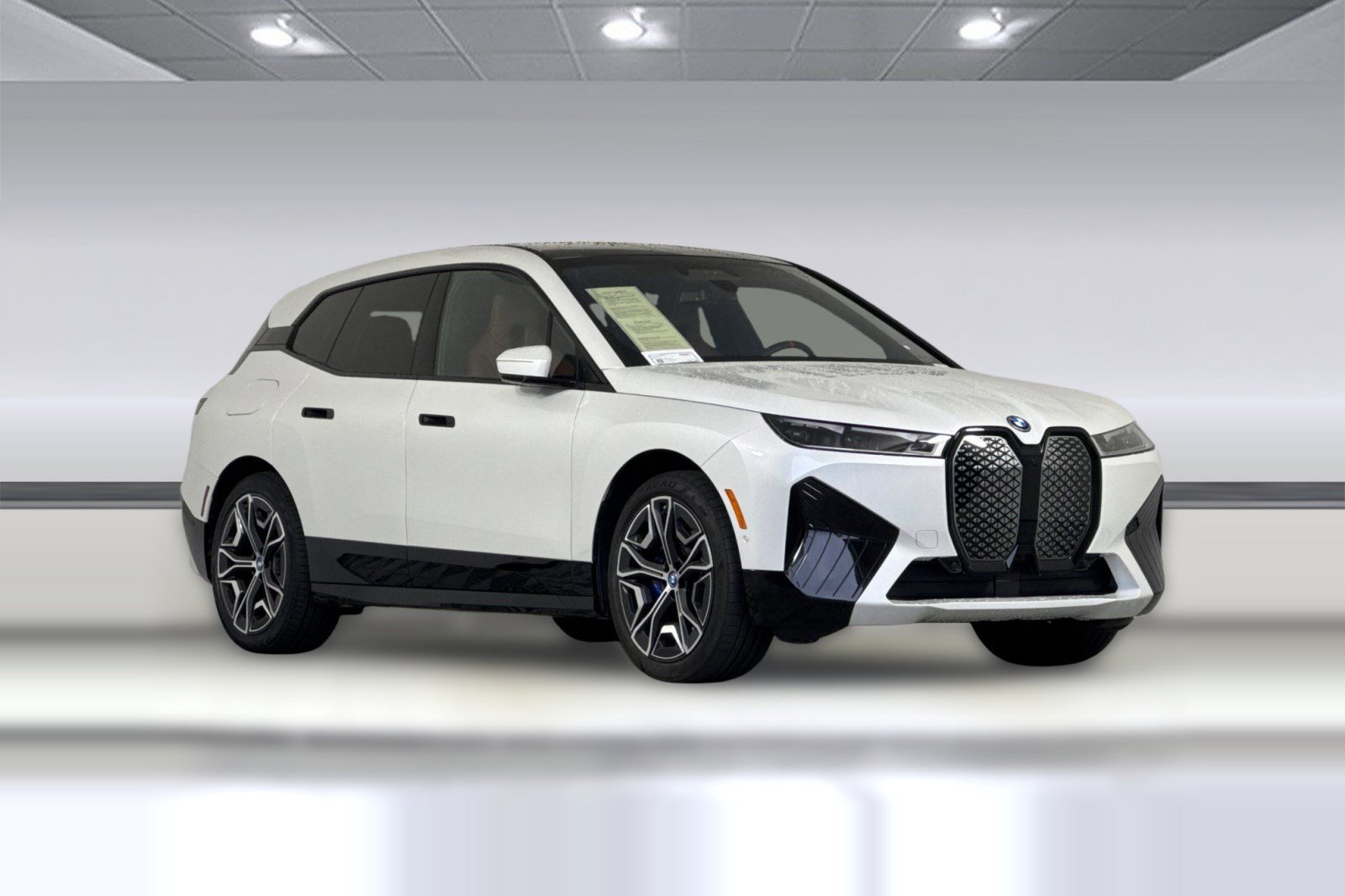 Used 2025 BMW iX M60 image 6